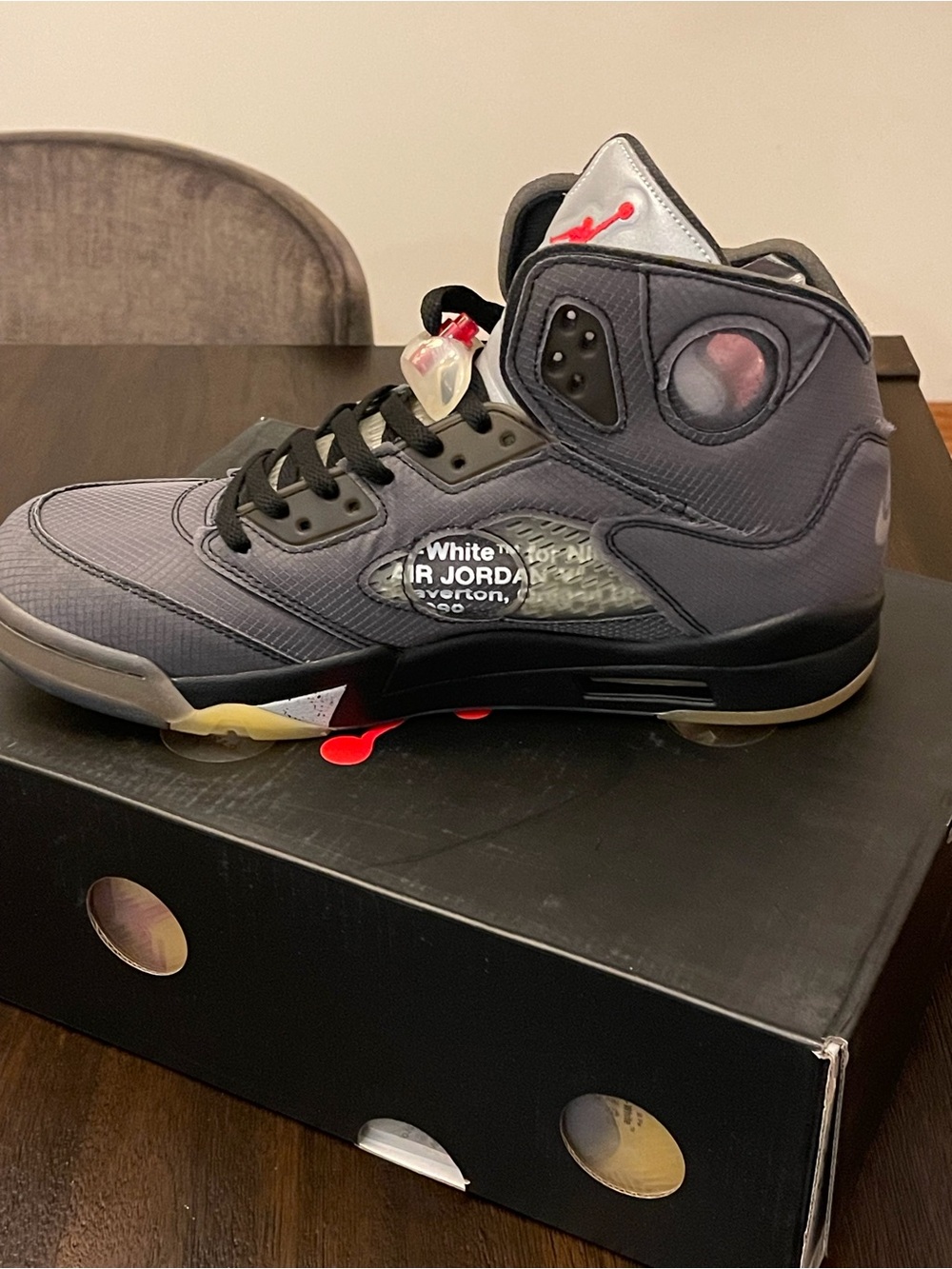 OFF WHITE JORDAN 5 SIZE 12 VNDS 100% authentic